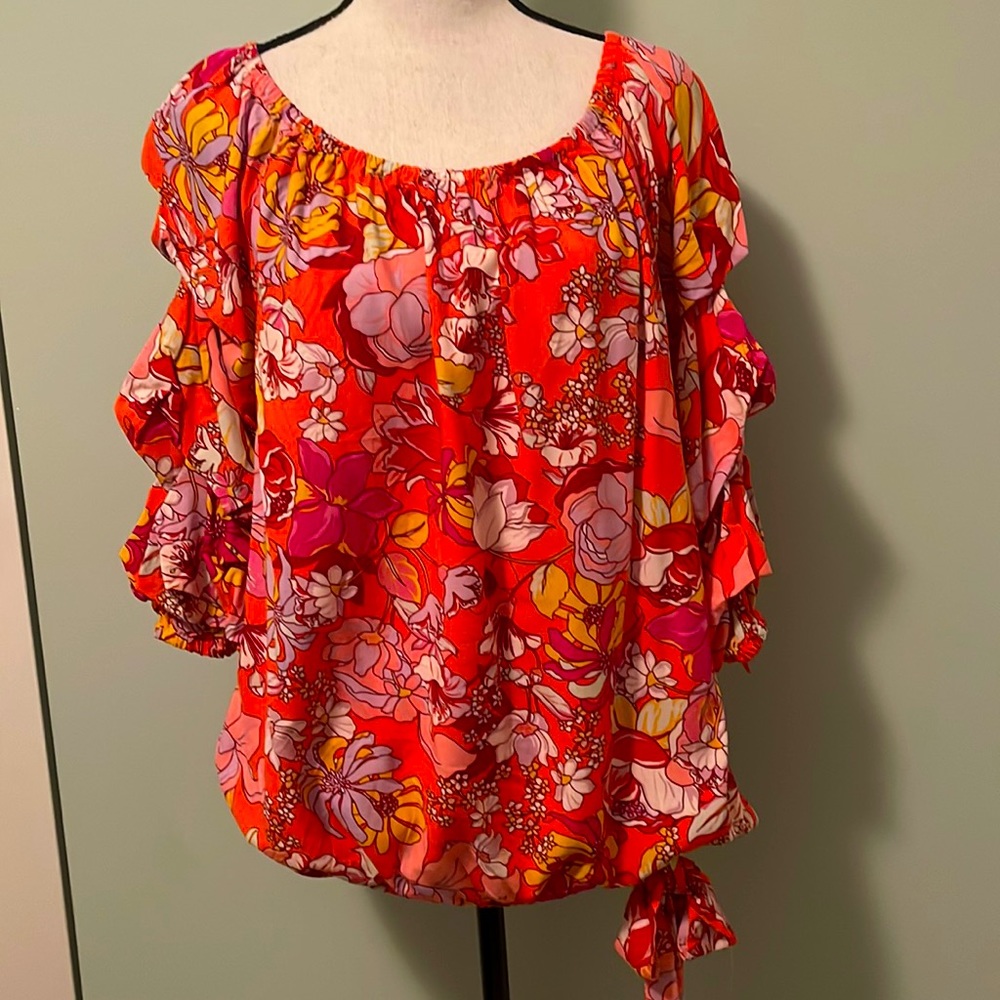 Vince Camuto Floral Design Top sz XL
